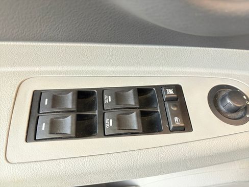 Used 2006 Dodge Magnum SRT8 w/ SRT Option Group III RWD image 15