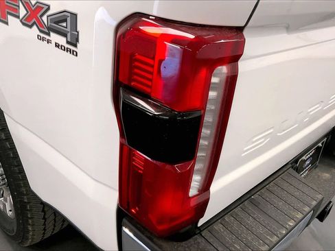 New 2026 Ford F350 4x4 Crew Cab Super Duty image 14