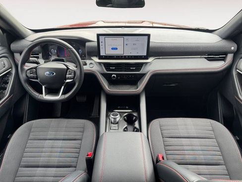 Certified 2025 Ford Explorer ST-Line RWD image 10