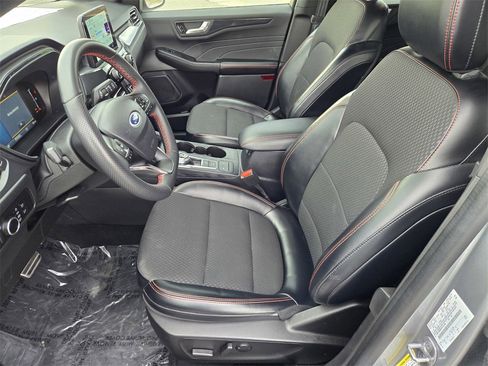 Used 2023 Ford Escape ST-Line image 14