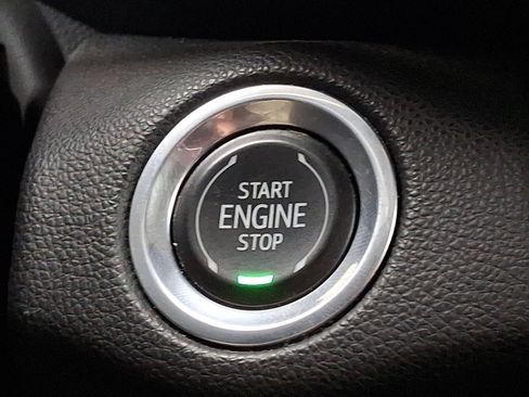 Used 2021 Buick Envision Essence image 26