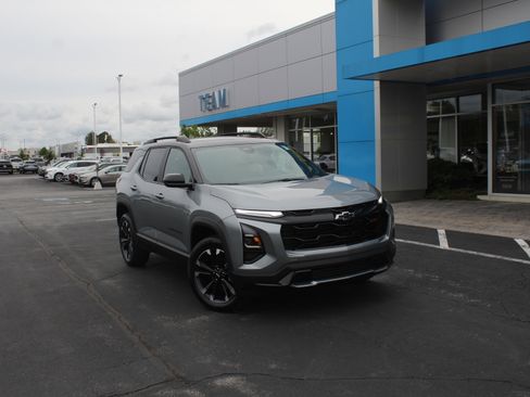 New 2026 Chevrolet Equinox RS FWD image 2
