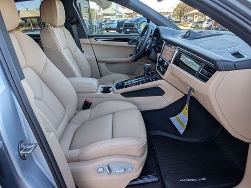 New 2026 Porsche Macan S image 25