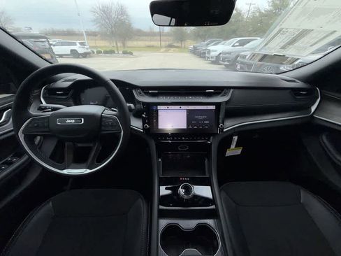 New 2026 Jeep Grand Cherokee Altitude RWD image 15