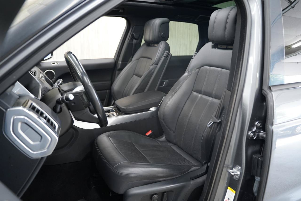 Used 2018 Land Rover Range Rover Sport HSE AWD/4WD image 27