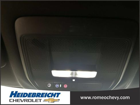 Used 2024 Chevrolet Equinox EV LT FWD image 25