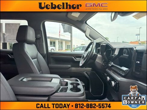 Used 2025 GMC Sierra 1500 SLT AWD/4WD image 2