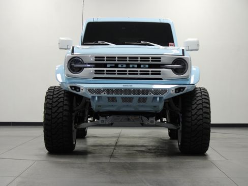 Used 2024 Ford Bronco Heritage Edition AWD/4WD image 9
