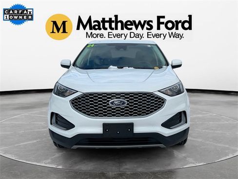Used 2024 Ford Edge SEL image 8