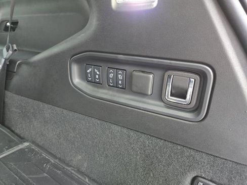 New 2026 Cadillac Vistiq Sport image 39