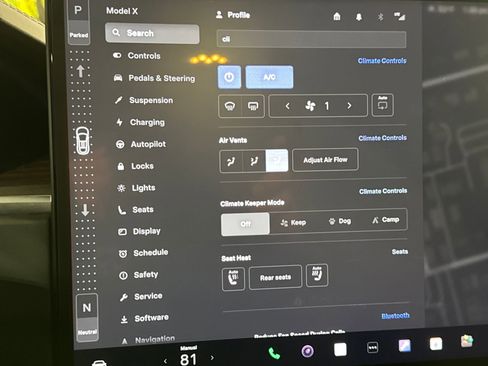 Used 2024 Tesla Model X image 18