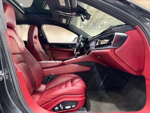 Used 2017 Porsche Panamera image 60