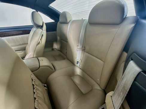 Used 2006 Lexus SC 430 Convertible RWD image 25