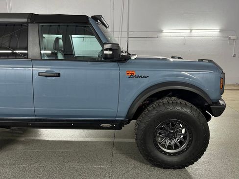 Used 2023 Ford Bronco Badlands AWD/4WD image 4