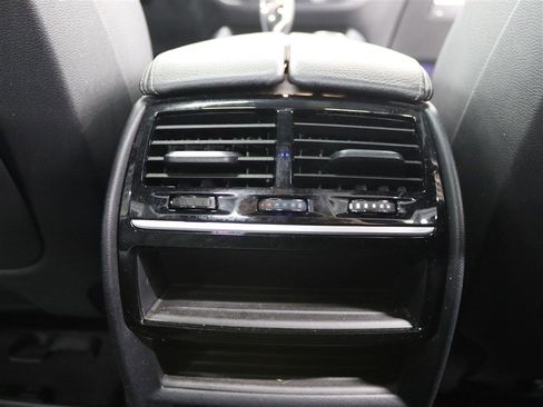 Used 2018 BMW 540i xDrive AWD/4WD image 24