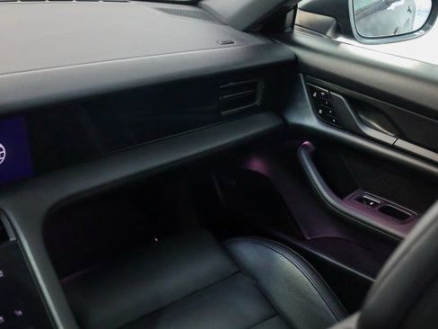 Used 2021 Porsche Taycan 4S w/ Premium Package image 22