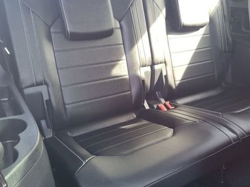 Used 2023 Volkswagen Atlas SEL R-Line image 17