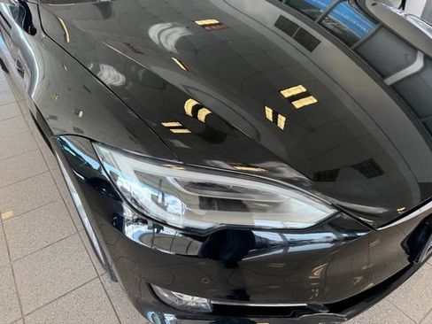 Used 2018 Tesla Model S 100D image 9