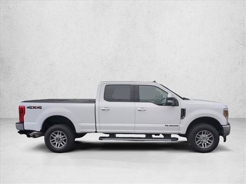 Used 2019 Ford F250 Lariat w/ Lariat Value Package AWD/4WD image 4