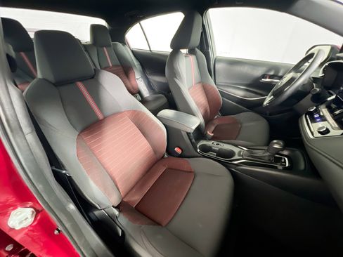 Used 2023 Toyota Corolla SE image 31