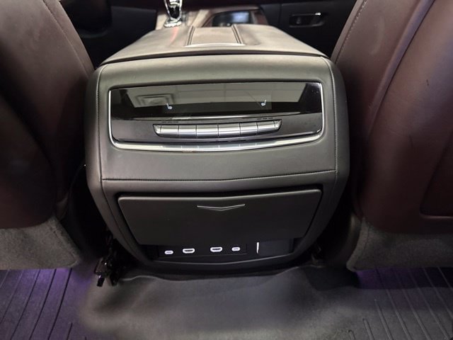 Used 2022 Cadillac Escalade ESV Premium Luxury Platinum AWD/4WD image 42