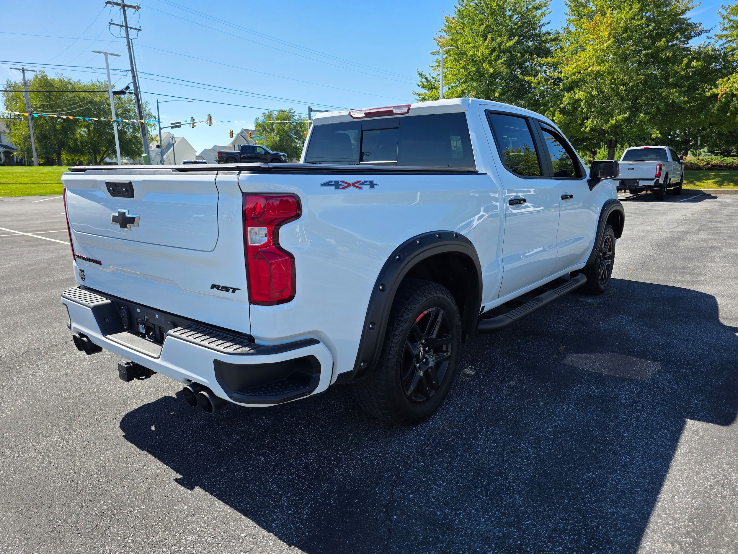 Used 2022 Chevrolet Silverado 1500 RST w/ Redline Edition AWD/4WD image 5