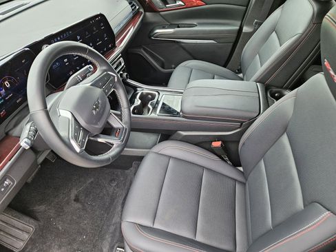 Certified 2025 Chevrolet Traverse Z71 w/ LPO, Floor Liner Package AWD/4WD image 18