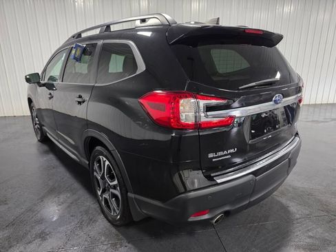 Used 2023 Subaru Ascent Limited w/ Technology Package AWD/4WD image 3
