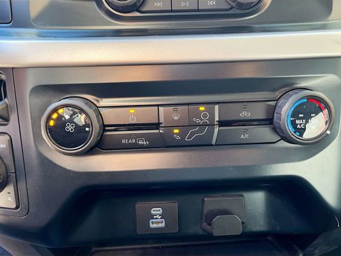 Used 2022 Ford F150 XLT AWD/4WD image 16