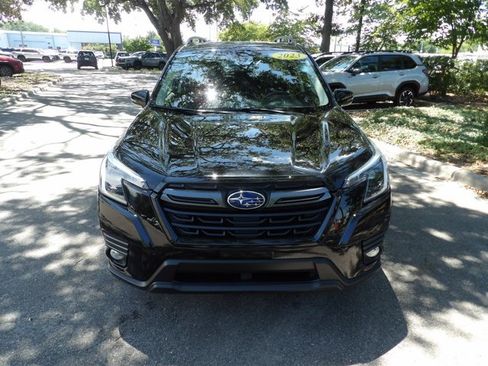 Certified 2023 Subaru Forester Limited AWD/4WD image 3