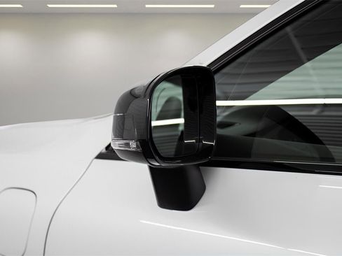 New 2024 Volvo XC60 T8 Plus w/ Protection Package Premier image 10