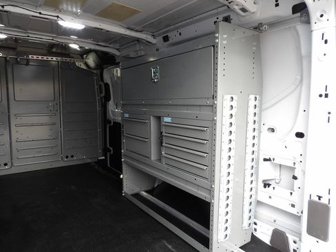 Used 2023 Ford Transit 250 Low Roof RWD image 44