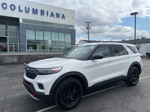 Used 2023 Ford Explorer Timberline image 3