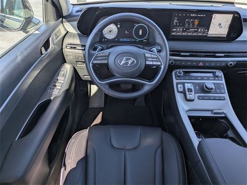 Used 2023 Hyundai Palisade SEL w/ Premium Package image 19