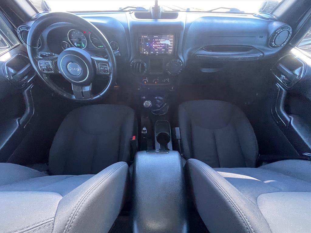 Used 2015 Jeep Wrangler Unlimited Sport w/ Connectivity Group AWD/4WD image 9