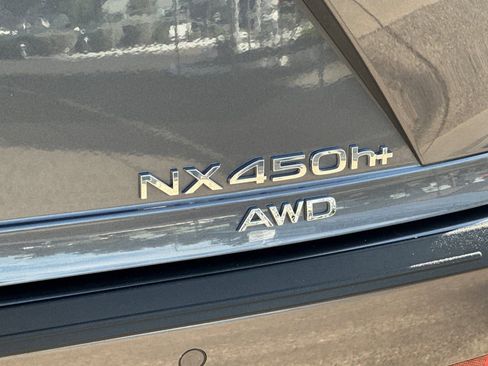 Used 2025 Lexus NX 450h+ AWD w/ Accessory Package (Z2) image 21