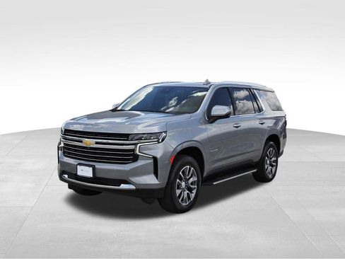 Used 2024 Chevrolet Tahoe LT w/ LT Signature Package RWD image 2