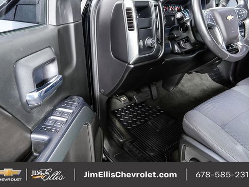 Used 2018 Chevrolet Silverado 1500 LT w/ LT Eassist Package image 7