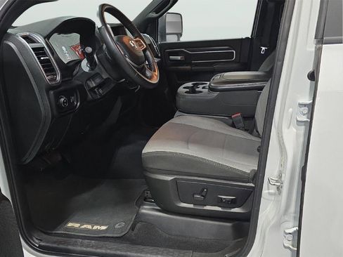 Used 2024 RAM 2500 Big Horn w/ Bed Utility Group AWD/4WD image 8