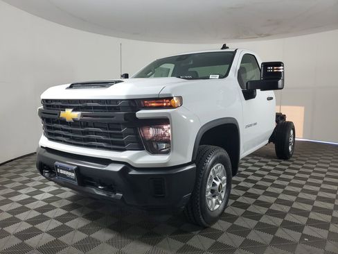 New 2026 Chevrolet Silverado 2500 W/T w/ WT Fleet Convenience Package RWD image 8