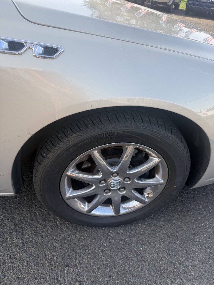 Used 2008 Buick Lucerne CXL w/ Ultra Confidence Package FWD image 15