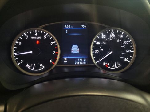 Used 2019 Nissan Sentra SR FWD image 23