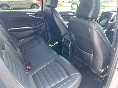 Used 2024 Ford Edge SEL AWD/4WD image 19