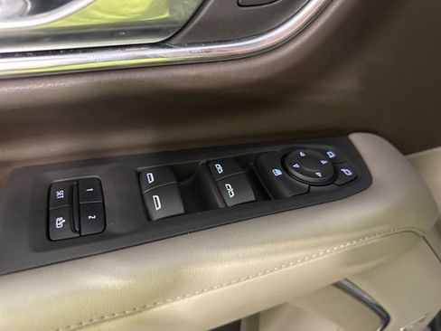 Used 2023 Chevrolet Tahoe LT image 11