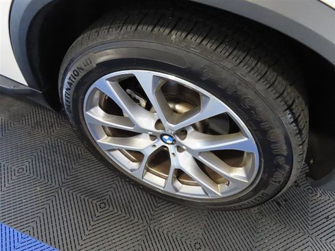 Used 2024 BMW X5 sDrive40i w/ Premium Package RWD image 7