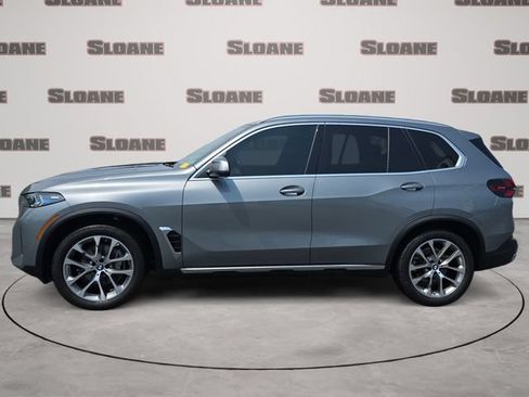 Used 2025 BMW X5 xDrive40i AWD/4WD image 2