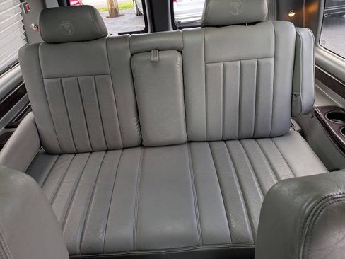 Used 2012 GMC Savana 1500 AWD image 13