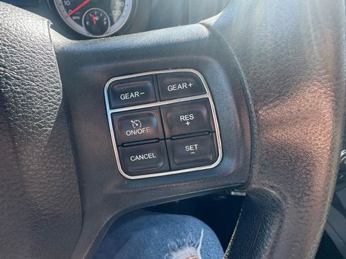 Used 2019 RAM 1500 Classic SLT AWD/4WD image 18