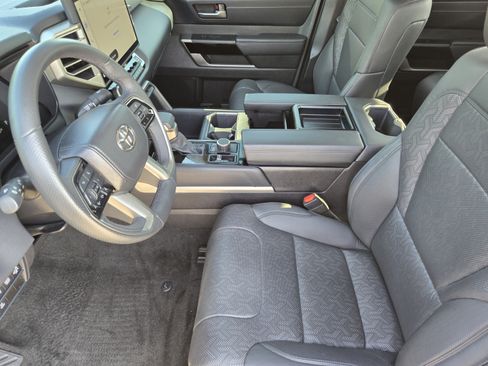 Used 2024 Toyota Tundra Limited w/ Power Package AWD/4WD image 9