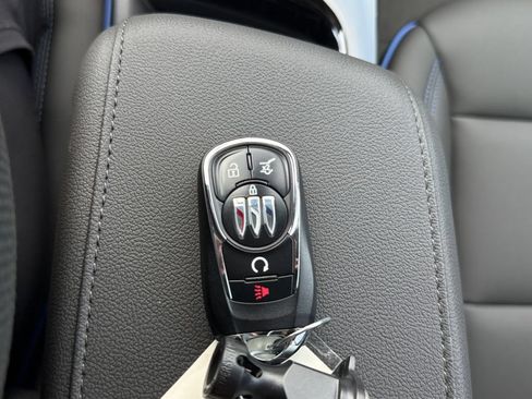 New 2026 Buick Envista Sport Touring w/ Convenience I Package FWD image 37